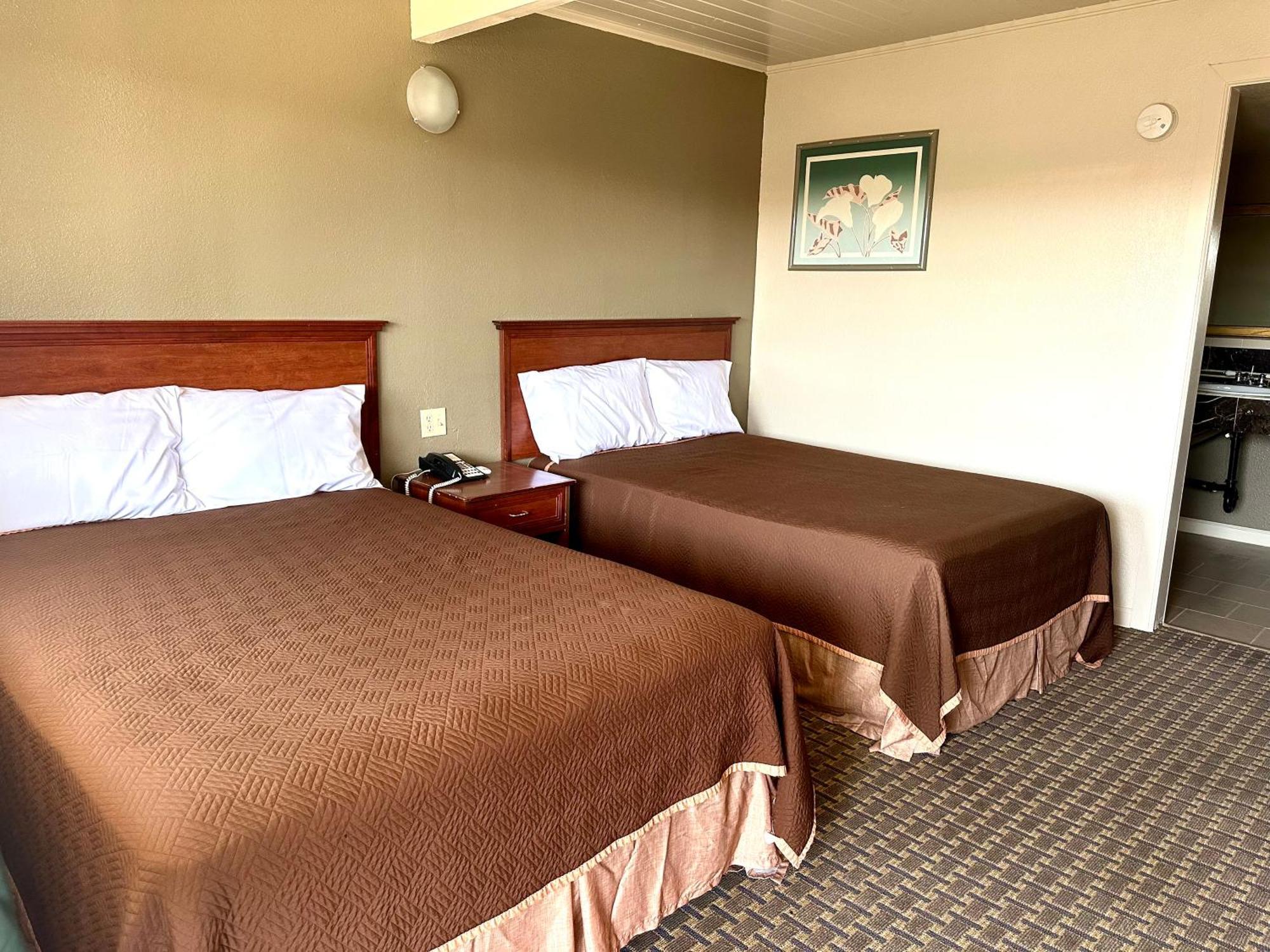 Regency Inn Фресно Экстерьер фото